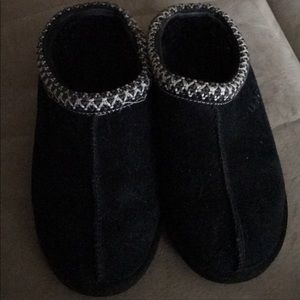 Uggs Tasman slippers. Black and white. Size 4
